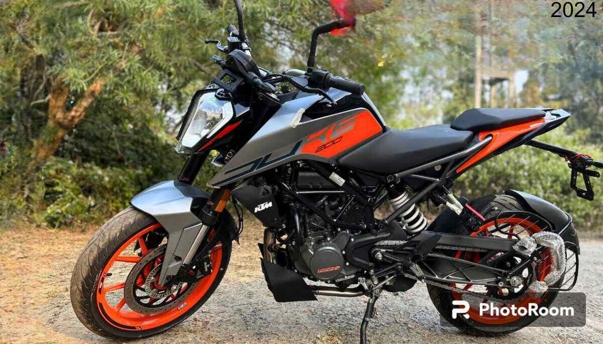 KTM Duke 200